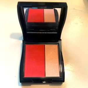 MaryKay compact with blush kit